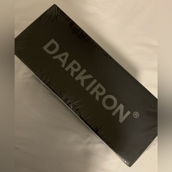 New - Darkiron Gray Deep Tissue Percussion Massage Gun with 15 Massage Heads - Picture 12 of 12